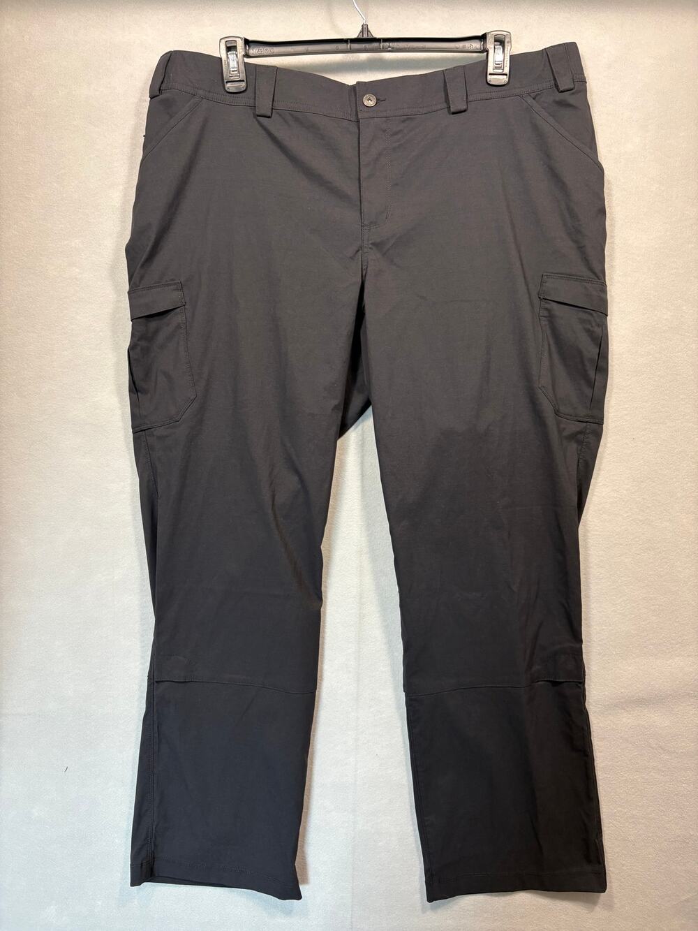 Duluth Trading Co Dry On The Fly Cargo Pants Womens W22 L31 Black Bootcut
